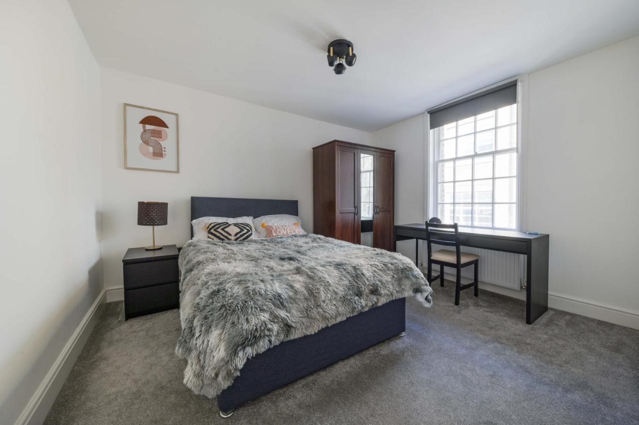 Charming Newly Refurb 2-Bed 2-Bath Whole Apartment Near Hyde Park & Kensington, Prime Paddington Location Zone 1 ロンドン エクステリア 写真