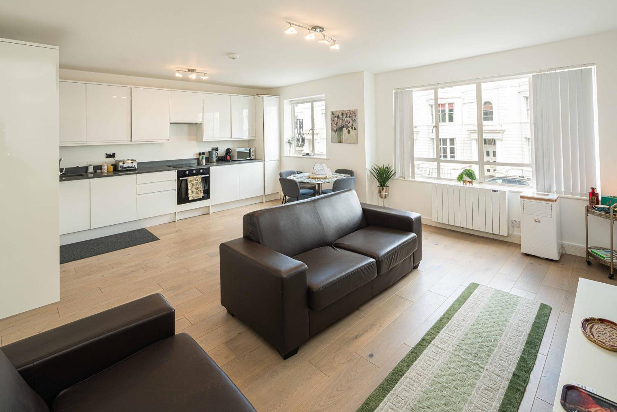 Charming Newly Refurb 2-Bed 2-Bath Whole Apartment Near Hyde Park & Kensington, Prime Paddington Location Zone 1 ロンドン エクステリア 写真